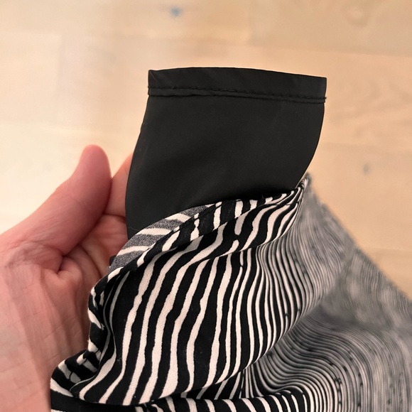 Gorgeous Molly Bracken Midi Dress - Picture 3 of 5